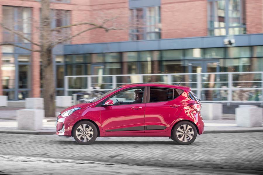  Hyundai i10 2016 года  (UK) (фото 21 из 41)